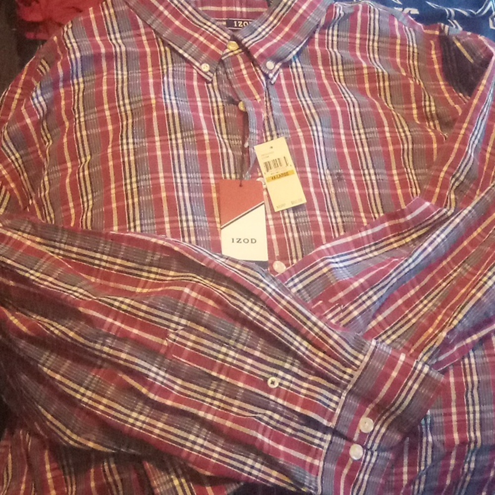 IZOD 4X Shirt.